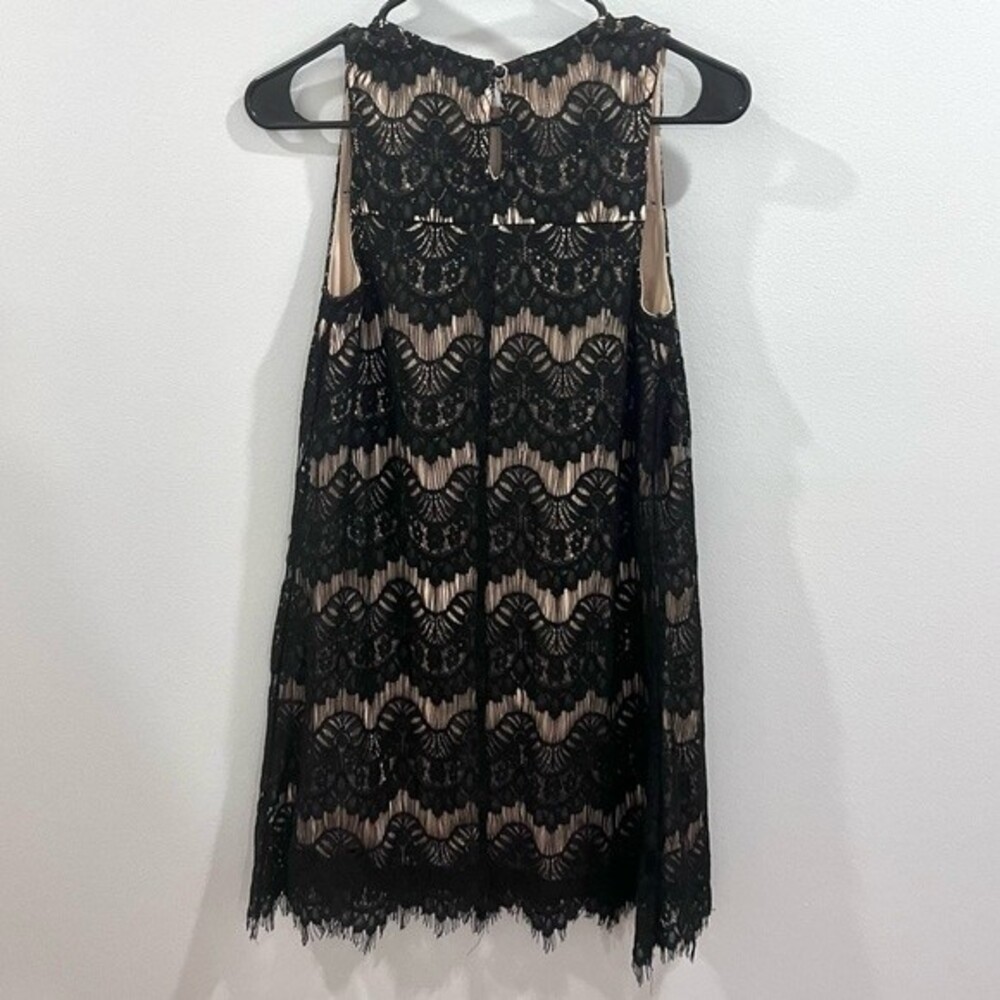 Black and nude lace shift dress size small - Picture 4 of 8